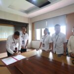 Masna Pioh Sertijabkan Pejabat Administrasi dan Aset Setdakot Tomohon