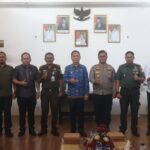 Walikota Tomohon Hadiri Rapat Forkopimda, Bahas Isu Penting
