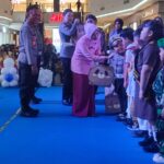 Polisi Sahabat Anak Ditlantas Polda Sulut, Kapolda: Hindarkan Anak-anak dari Lakalantas yang Dapat Mempengaruhi Masa Depan Mereka Polisi Sahabat Anak Ditlantas Polda Sulut, Kapolda: Hindarkan Anak-anak dari Lakalantas yang Dapat Mempengaruhi Masa Depan Mereka
