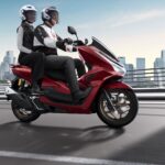 Instruktur Safety Riding Honda DAW Bagikan Tips Aman Berboncengan di Jalan